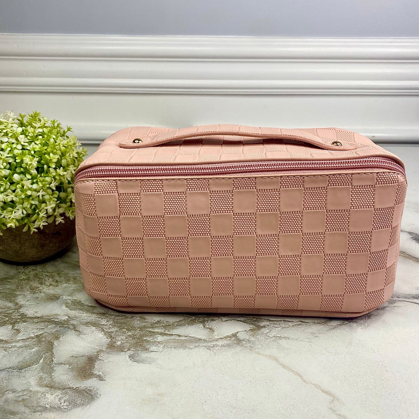 Oversized Lay Flat Cosmetic Bag - Checkered - Pink